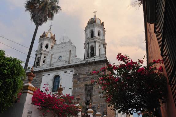 Igreja em Tlaquepaque, bairro de Guadalajara, no México